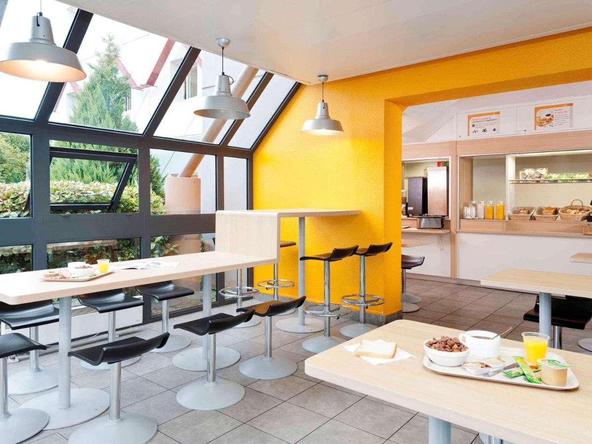 Hotelf1 Pontarlier Exterior foto